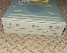 Приводи Приводы ^/--/^ Оптичний привід DVD±RW DVD RAM LG GSA-H /--/ 42 /--/ N. IDE ^_^^^ DVD±RW DVD RAM LG GSA-H /--/ 42 /--/ N. IDE - фото фото фото