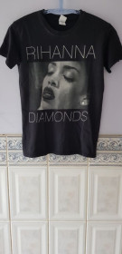 Футболки, майки Футболки, майки ^/--/^ Футболка &amp;quot;Rihanna&amp;quot;  (100% cotton, S, Bangladesh) б/у ^_^^^ Футболка &amp;quot;Rihanna&amp;quot; (100% cotton, S, Bangladesh) б/у - фото фото фото
