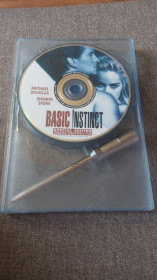 Інше Другое ^/--/^ Basic Instinct. dvd в боксе под кубик льда, с ручкой в виде колки для льда ^_^^^ Basic Instinct. dvd в боксі під кубик льоду, з ручкою у вигляді колки для льоду - фото фото фото