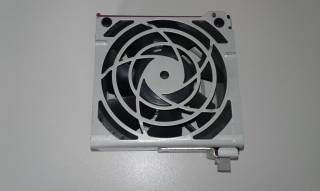 Сервери Серверы ^/--/^ Вентилятор HP 224977-001 ProLiant ML /--/ 370 G /--/ 2 G /--/ 3 G /--/ 4 Hot-Swap Plug Case Fan / Fan 224978-001 - фото фото фото
