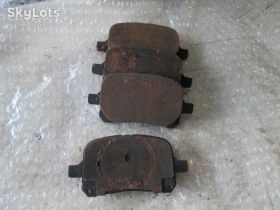 Гальмівні колодки Тормозные колодки ^/--/^ Тормозные колодки передние Toyota Camry 20 Lexus ES 300 Previa Avalon ^_^^^ Вікісховище Toyota Camry 20 Lexus ES 300 Previa Avalon - фото фото фото