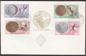 Європа Европа ^/--/^ Венгрия 1965 СПОРТ ЛЕТНЯЯ ОЛИМПИАДА ТОКИО ЯПОНИЯ ОИ МЕДАЛИ НАГРАДЫ Три КПД Mi.2089 /--/ А-2100 /--/ А EUR 10.- ^_^^^ Угорщина 1965 СПОРТ ЛІТНЯ ОЛІМПІАДА ТОКИО ЯПОНІЯ ОІ МЕДАЛИ НАГОРОДИ Три ККД Mi.2089 /--/ А-2100 /--/ А EUR 10.- - фото фото фото