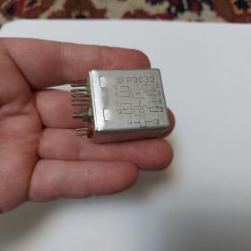 Реле Реле ^/--/^ Реле РЭС-32, паспорт 354, 76 год, Новое! Золото. Редкость. В колекцию в работу! Лот 1 шт. ^_^^^ Реле РЕС-32, паспорт 354, 76 рік, Нове! Золото. Рідкісність. У колекцію в роботу! Лот 1 шт. - фото фото фото