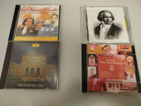 Музичні диски Музыкальные диски ^/--/^ 4 фірмові CD класичної музики  (Відень, Штраус, Бетховен, Бах) — з Німеччини ^_^^^ 4 фирменные CD классической музыки (Вена, Штраус, Бетховен, Бах) — из Германии - фото фото фото