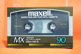 Касети Кассеты ^/--/^ Аудио кассета Maxell MX 90 Япония 1986 TYPE IV  запечатана ^_^^^ Аудіо касета Maxell MX 90 Японія 1986 TYPE IV запечатана - фото фото фото