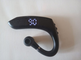 Bluetooth гарнітури Bluetooth гарнитуры ^/--/^ Блютуз гарнітура ^_^^^ Блютуз гарнитура - фото фото фото
