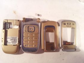 Комплектуючі для корпусів Комплектующие для корпусов ^/--/^ Nokia 6131 корпус ОРИГИНАЛ Б/У ^_^^^ Nokia 6131 корпус ОРИГІНАЛ Б/У - фото фото фото