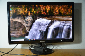 Philips Philips ^/--/^ МОНІТОР TFT 24&amp;quot; WIDE LED Philips 247 /--/ E /--/ 4 /--/ L! МегаSALE! ^_^^^ МОНИТОР TFT 24&amp;quot; WIDE LED Philips 247 /--/ E /--/ 4 /--/ L! МегаSALE! - фото фото фото