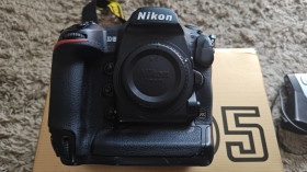 Nikon Nikon ^/--/^ Nikon D /--/ 5 + бонусы коробка доки ^_^^^ Nikon D /--/ 5 + бонуси коробка доки - фото фото фото