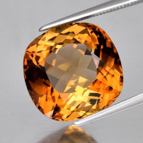 Топаз Топаз ^/--/^ Медовый топаз 12.01 Ct.  13.4 x 13.0 x 9.0 mm ^_^^^ Медовий топаз 12.01 Ct. 13.4 x 13.0 x 9.0 mm - фото фото фото