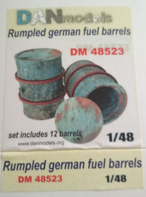 Інше Другое ^/--/^ Danmodel 48523   мятые немецкие 200 /--/ л. бочки.набор 12 шт. Смола.3 D 1/48 ^_^^^ Danmodel 48523 м'яті німецькі 200 /--/ л. бочки.набір 12 шт. Смола.3 D 1/48 - фото фото фото
