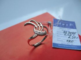 Кільця Кольца ^/--/^ Нова Каблучка 19 розмір 2.37 грама  Золото 585 проби ^_^^^ Новая Каблочка 19 размер 2.37 грамма Золото 585 пробы - фото фото фото