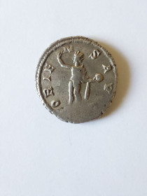 Рим і колонії Рим и колонии ^/--/^ .Антониниан Гордиана III  (лат. Marcus Antonius Gordianus; 225 – 244 гг. н.э.) ^_^^^ .. Антонініан Гордіана III (лат. Marcus Antonius Gordianus; 225 – 244 рр. н.е.) - фото фото фото