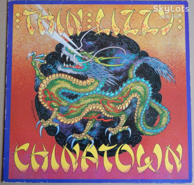 Платівки Пластинки ^/--/^ Thin Lizzy – Chinatown  (Vertigo ‎– 6359 030, Holland) inner sleeve EX+/NM- ^_^^^ Thin Lizzy – Chinatown (Vertigo – 6359 030, Holland) inner sleeve EX+/NM- - фото фото фото
