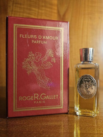 Вінтажна косметика і парфюмерия Винтажная косметика и парфюмерия ^/--/^ Fleurs d&amp;apos;Amour Roger &amp; Gallet 18 /--/ ml Parfum ^_^^^ Fleurs d&amp;apos;Amour Roger & Gallet 18 /--/ ml Parfum - фото фото фото