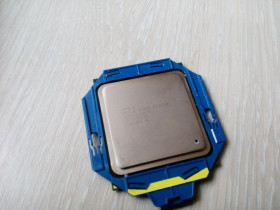 Процесори Процессоры ^/--/^ Процесор Intel Xeon E /--/ 5-2660 та інші ^_^^^ Процессор Intel Xeon E /--/ 5-2660 и другие - фото фото фото