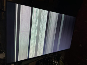 Інші виробники Другие производители ^/--/^ Широкоформатный LED телевизор с HDMI и audio 43 дюйма 2 /--/ E 43 /--/ A /--/ 07 /--/ KU № 26090103 ^_^^^ Широкоформатний LED телевізор з HDMI і audio 43 дюйма 2 /--/ E 43 /--/ A /--/ 07 /--/ KU No 26090103 - фото фото фото