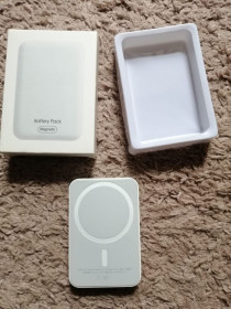Зовнішні акумулятори (Power Bank) Внешние аккумуляторы (Power Bank) ^/--/^ Зарядне Павербанк MagSafe Battery Pack 5000 mAh зі швидкісною зарядкою ^_^^^ Зарядное Павербанк MagSafe Battery Pack 5000 mAh со скоростной зарядкой - фото фото фото