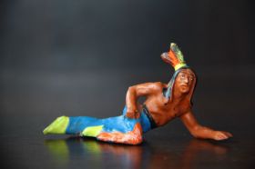 Фігурки, солдатики Фигурки, солдатики ^/--/^ индейцы ковбои ГДР (№035) МЯГКАЯ РЕЗИНА!! ^_^^^ Індіанці ковбої НДР (No 035) М'яка Ризина! - фото фото фото