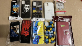 Навушники, гарнітури Наушники, гарнитуры ^/--/^ 51909 Чехлы разных марок телефонов 10 шт ^_^^^ 51909 Чехли різних марок телефонів 10 шт - фото фото фото