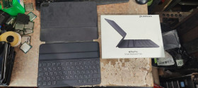 Клавіатури, стилуси Клавиатуры, стилусы ^/--/^ Клавиатура Apple Smart Keyboard Folio для iPad Pro 11&amp;quot; MU /--/ 8 /--/ G /--/ 2 /--/ RS/A № 24100403 ^_^^^ Apple Smart Keyboard Folio для iPad Pro 11&amp;quot; MU /--/ 8 /--/ G /--/ 2 /--/ RS/A No 24100403 - фото фото фото
