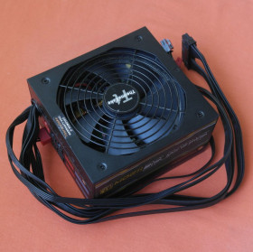 Блоки живлення Блоки питания ^/--/^ Блок питания Thermaltake Smart SE 530 /--/ m SPS-530 /--/ AH /--/ 3 /--/ CCB ^_^^^ Створення Thermaltake Smart SE 530 /--/ m SPS-530 /--/ AH /--/ 3 /--/ CCB - фото фото фото