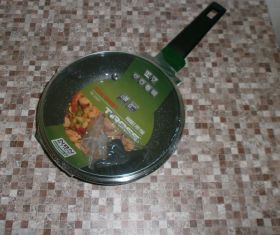 Сковорідки Сковородки ^/--/^ Новая антипригарная сковорода из Европы 20 см Tiross TS /--/ 1250 /--/ P ^_^^^ Нова антипригарна сковорода з Європи 20 см Tiross TS /--/ 1250 /--/ P - фото фото фото