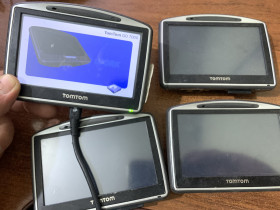 Інше Другое ^/--/^ Лот 4 шт GPS Навигаторы TomTom   (a /--/ 1481) от 1 грн ^_^^^ Лот 4 шт GPS Навігатори TomTom (a /--/ 1481) від 1 грн - фото фото фото