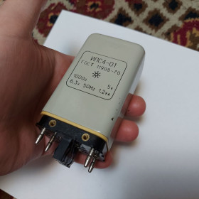 Інші радіокомпоненти Другие радиокомпоненты ^/--/^ Блок ИПС /--/ 4-01, источник питания стабилизированный постоянного тока. Смотрите фото/описание. Лот 1 шт. ^_^^^ Блок ІПС /--/ 4-01, джерело живлення стабілізований постійного струму. Дивіться фото / опис. Лот 1 шт. - фото фото фото