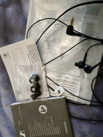 Навушники Наушники ^/--/^ Навушники Sennheiser IE 4      (б/в) ^_^^^ Наушники Sennheiser IE 4 (б/в) - фото фото фото