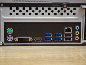 Інше Другое ^/--/^ Заглушка для материнки MSI A /--/ 320 /--/ M-A PRO  (I/O Shield, задняя планка, заглушка в корпус) ^_^^^ Заглушка для матерінки MSI A /--/ 320 /--/ M-A PRO (I/O Shield, задня планка, заглушка в корпус) - фото фото фото