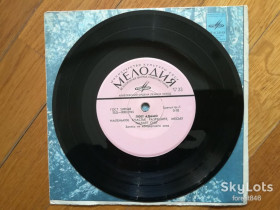 Платівки Пластинки ^/--/^ Поет Адамо-NM-, 7&amp;quot;-Мелодія ^_^^^ Поэт Адамо-NM-, 7&amp;quot;-Мелодия - фото фото фото
