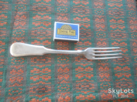 Кухонне начиння, посуд, столове срібло Кухонная утварь, посуда, столовое серебро ^/--/^ Большая вилка . Клеймо NBM NORBLIN i S A . Варшава ^_^^^ Клеймо NBM NORBLIN i S A . Варшава - фото фото фото