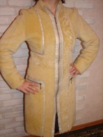 Шуби Шубы ^/--/^ Шуба FABIANI мутон р.44 с кожаными вставками ^_^^^ Шуба FABIANI мутон р.44 з шкіряними вставками - фото фото фото