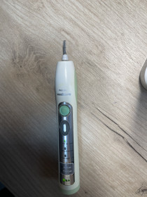 Інша техніка Другая техника ^/--/^ Зубная щётка Philips sonicare hx /--/ 6910 - фото фото фото