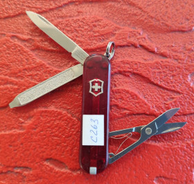 Ножі, мультітули Ножи, мультитулы ^/--/^ Нож-брелок Victorinox Classic SD [C /--/ 263] ^_^^^ Ніж-брелок Victorinox Classic SD [C /--/ 263] - фото фото фото