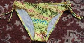 Купальники, парео Купальники, парео ^/--/^ Низ от купальника 42-44 /--/ р ^_^^^ Низ від купальника 42-44 /--/ р - фото фото фото