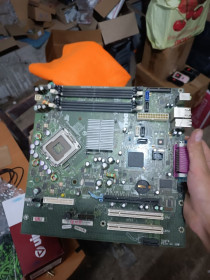 Материнські плати Материнские платы ^/--/^ Материнська плата для ПК Dell OptiPlex 755 MT s /--/ 775/ Q /--/ 35/ 4*DDR /--/ 3 - фото фото фото