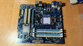 Материнські плати Материнские платы ^/--/^ Материнская плата Gigabyte GA-H /--/ 61 /--/ M-D /--/ 2 /--/ H-USB /--/ 3  (s-1155)+i /--/ 3 3240   (Читать объявление по совместимости) ^_^^^ Материнська плата Gigabyte GA-H /--/ 61 /--/ M-D /--/ 2 /--/ H-USB /--/ 3 (s-1155) +i /--/ 3 3240 (Читати оголошення за сумісністю) - фото фото фото