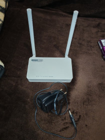 Маршрутизатори Маршрутизаторы ^/--/^ ЛОТ Wi-Fi роутер маршрутизатор Totolink N /--/ 350 /--/ RT від 1 гривні БЕЗ РЕЗЕРВУ! ^_^^^ ЛОТ Wi-Fi роутер маршрутизатор Totolink N /--/ 350 /--/ RT от 1 гривны БЕЗ РЕЗЕРВА! - фото фото фото