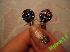 Сережки Серьги ^/--/^ серьги гвоздики вкрутки пусеты СВАРОВСКИ флаг ^_^^^ Сережки цвяха вкрутки пусети СВАРОВСКИ прапор - фото фото фото