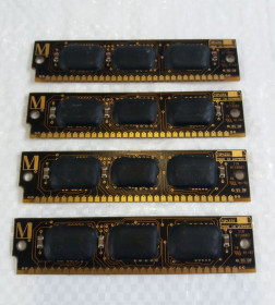 Оперативна пам'ять Оперативная память ^/--/^ Модуль памяти SIMM 30-pin Memory Module Topless 1 /--/ MB 60 /--/ ns   (4 /--/ шт) ^_^^^ Модуль пам'яті SIMM 30-pin Memory Module Topless 1 /--/ MB 60 /--/ ns (4 /--/ шт) - фото фото фото