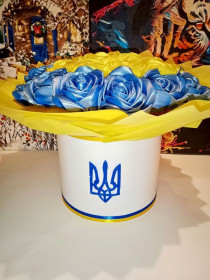 Готові вироби Готовые изделия ^/--/^ Жовто-блакитні троянди ^_^^^ Желто-голубые розы - фото фото фото