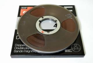 Касети Кассеты ^/--/^ Бобина катушка BASF Fero Super LH Professional Hi Fi DPR /--/ 26 1281 /--/ m Германия ^_^^^ Бобіна котушка BASF Fero Super LH Professional Hi Fi DPR /--/ 26 1281 /--/ m Німеччина - фото фото фото