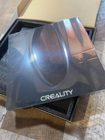 D-принтери D-принтеры ^/--/^ Оригінальна скляна платформа Creality Carborundum Glass  (310 /--/ x /--/ 320 /--/ x /--/ 4 /--/ мм) для серії CR-10 та CR-X ^_^^^ Оригинальная стеклянная платформа Creality Carborundum Glass (310 /--/ x /--/ 320 /--/ x /--/ 4 /--/ мм) для серии CR-10 и CR-X - фото фото фото