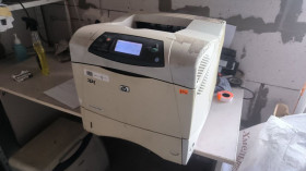 Принтери Принтеры ^/--/^ Принтер HP LaserJet 4250 /--/ n №804 /--/ x ^_^^^ Принтер HP LaserJet 4250 /--/ n No /--/ 804 /--/ x - фото фото фото
