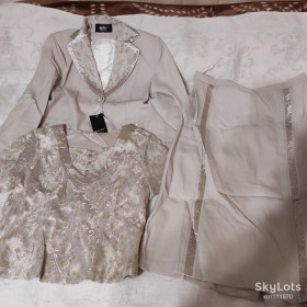 Костюми Костюмы ^/--/^ Костюм  женский   # KASIDER #  SIZE: 48  новый ^_^^^ Костюм жіночий # KASIDER # SIZE: 48 новий - фото фото фото