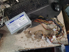 Блоки живлення Блоки питания ^/--/^ Брендовый блок питания БП Chieftec GPS-400 /--/ AA-101 A 400 /--/ W / 400 /--/ Вт № 252105101 ^_^^^ Брендовий блок живлення БП Chieftec GPS-400 /--/ AA-101 A 400 /--/ W / 400 /--/ Вт No 252105101 - фото фото фото