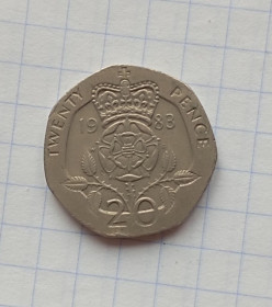 Єлизавета II (після ) Елизавета II (после ) ^/--/^ Великобритания  20 пенсов  1983 г. ^_^^^ Велика Британія 20 пенсів 1983 р. - фото фото фото