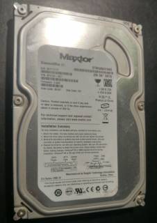Жорсткі диски Жесткие диски ^/--/^ Рабочий жесткий диск SATA Maxtor DiamondMax 21 на 250 /--/ Гб в уставшем состоянии ^_^^^ Робочий жорсткий диск SATA Maxtor DiamondMax 21 на 250 /--/ Гб в статутному стані - фото фото фото